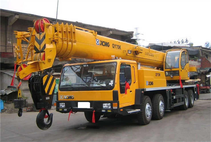 保定市吊车出租选择重点